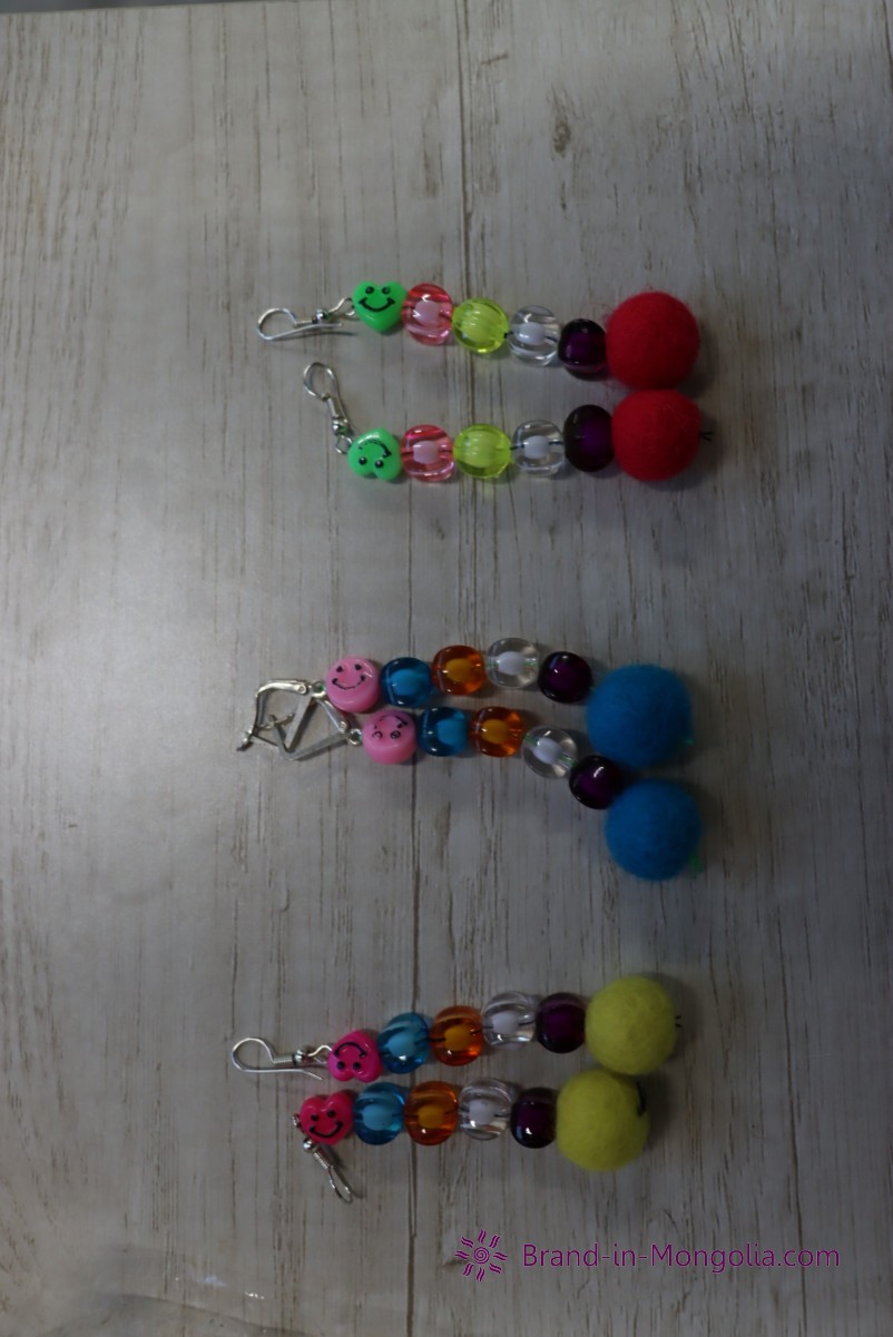 Эсгий ээмэг